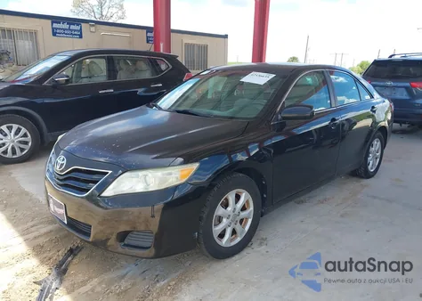 2011 Toyota Camry Le V6 z USA, uszkodzony, nr VIN 4T1BK3EK7BU119461